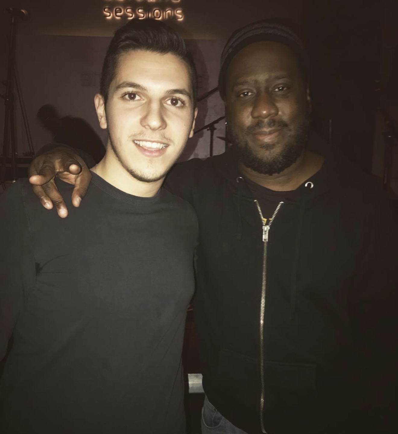 ILIJA with pianist Robert Glasper backstage at the Musicology Sessions
